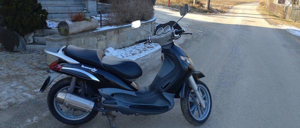 Skútr Piaggio Beverly 200