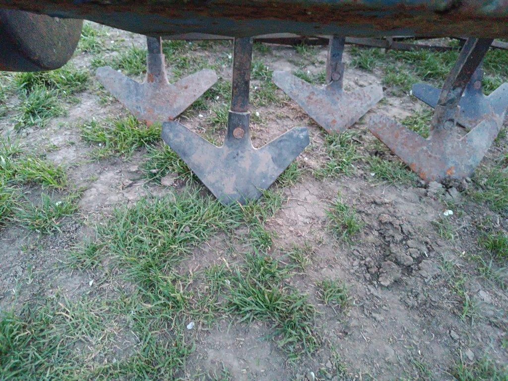 Nabízím kypřič půdy, kombinátor