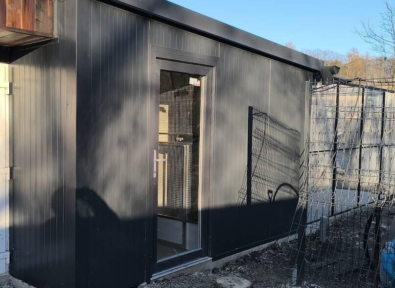 ZAKÁZKOVÁ VÝROBA VOLIÉR,KLECÍ,ZÁLETŮ Z PUR PANELŮ, CENOVÁ NABÍDKA ZDARMA