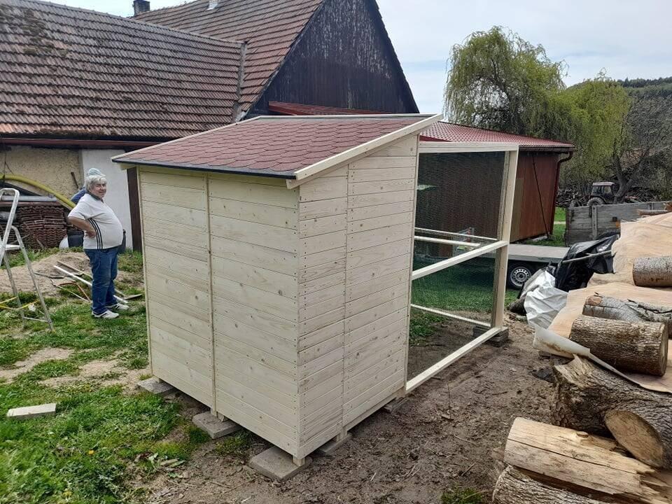 Prodám holubník