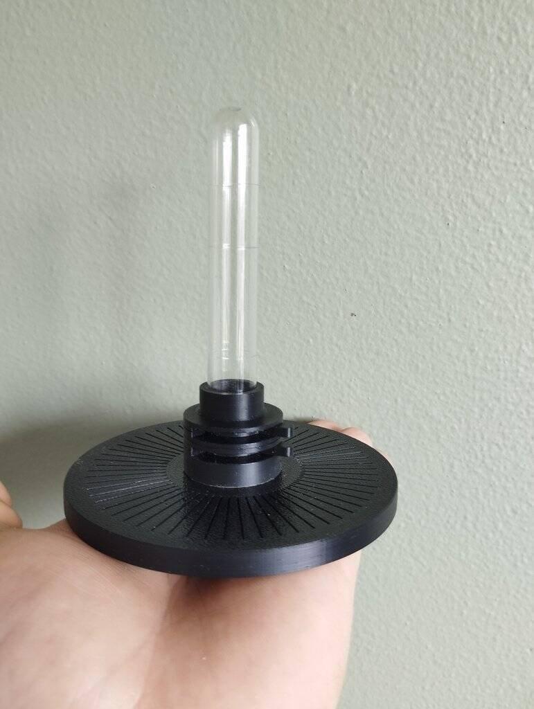 Dávkovač octomilek