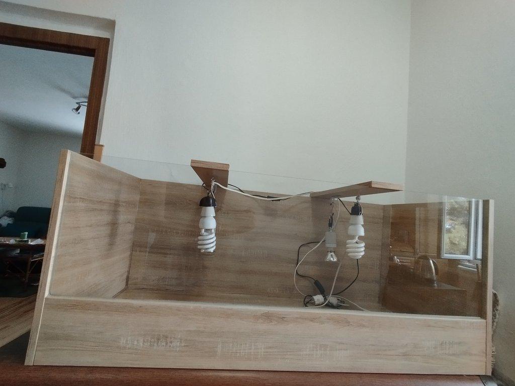 Nový želví stůl 120×50×50