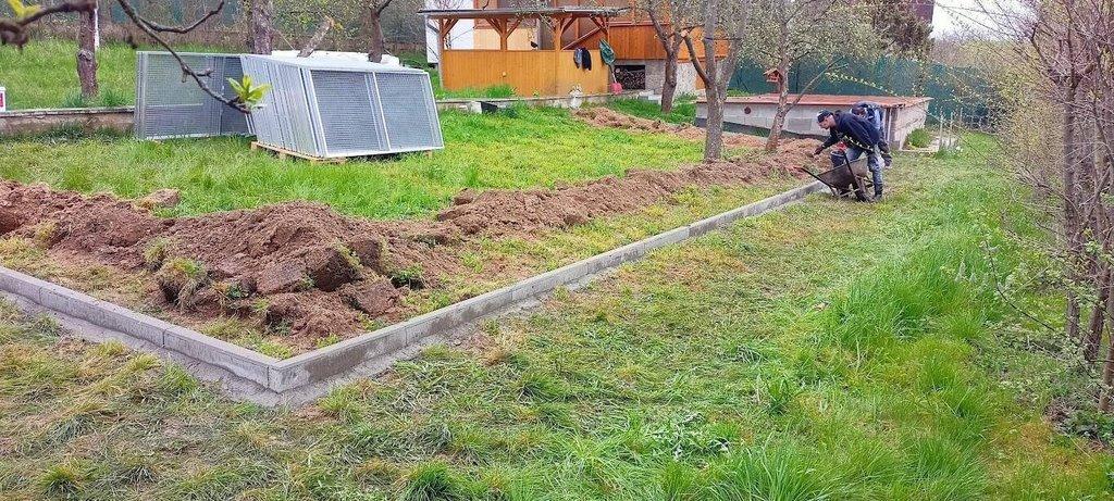 Výroba voliér, klecí, chovatelských zařízení s PUR panelů dle přání zákazníka