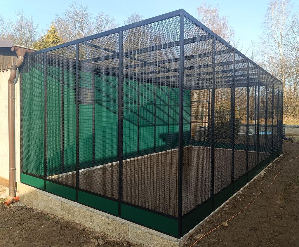 ZAKÁZKOVÁ VÝROBA VOLIÉR,KLECÍ,ZÁLETŮ Z PUR PANELŮ, CENOVÁ NABÍDKA ZDARMA