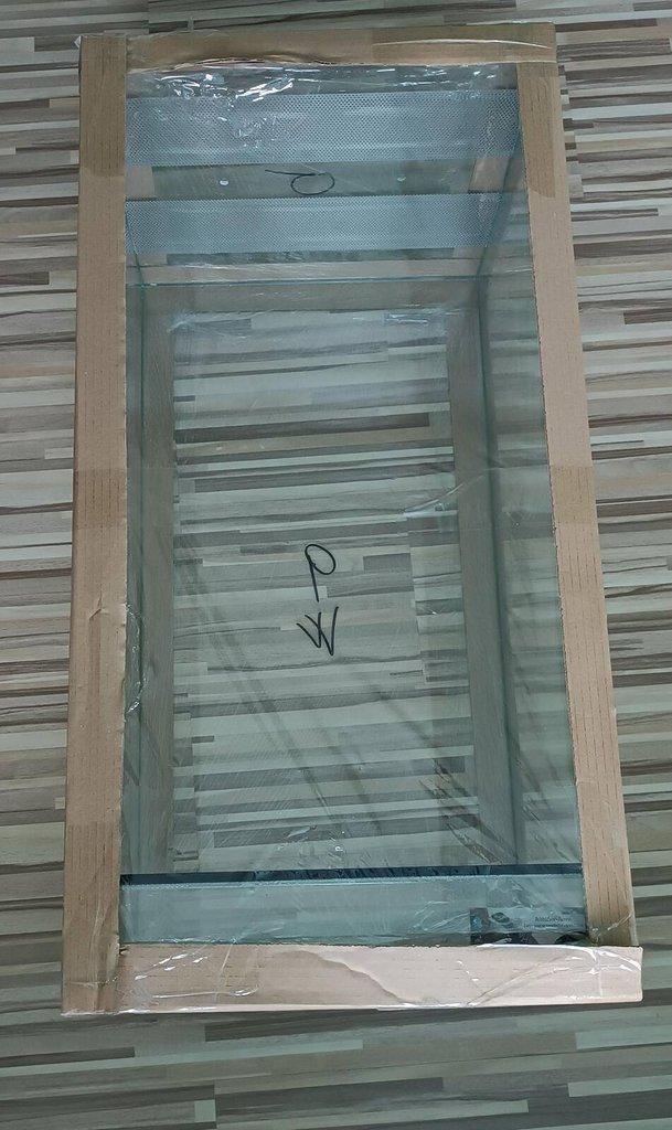Nové terárium s rozměry 80x40x40, na výšku