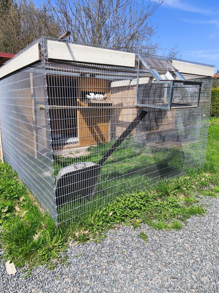 Kurník  Holubník Voliéra Včelín Výběh