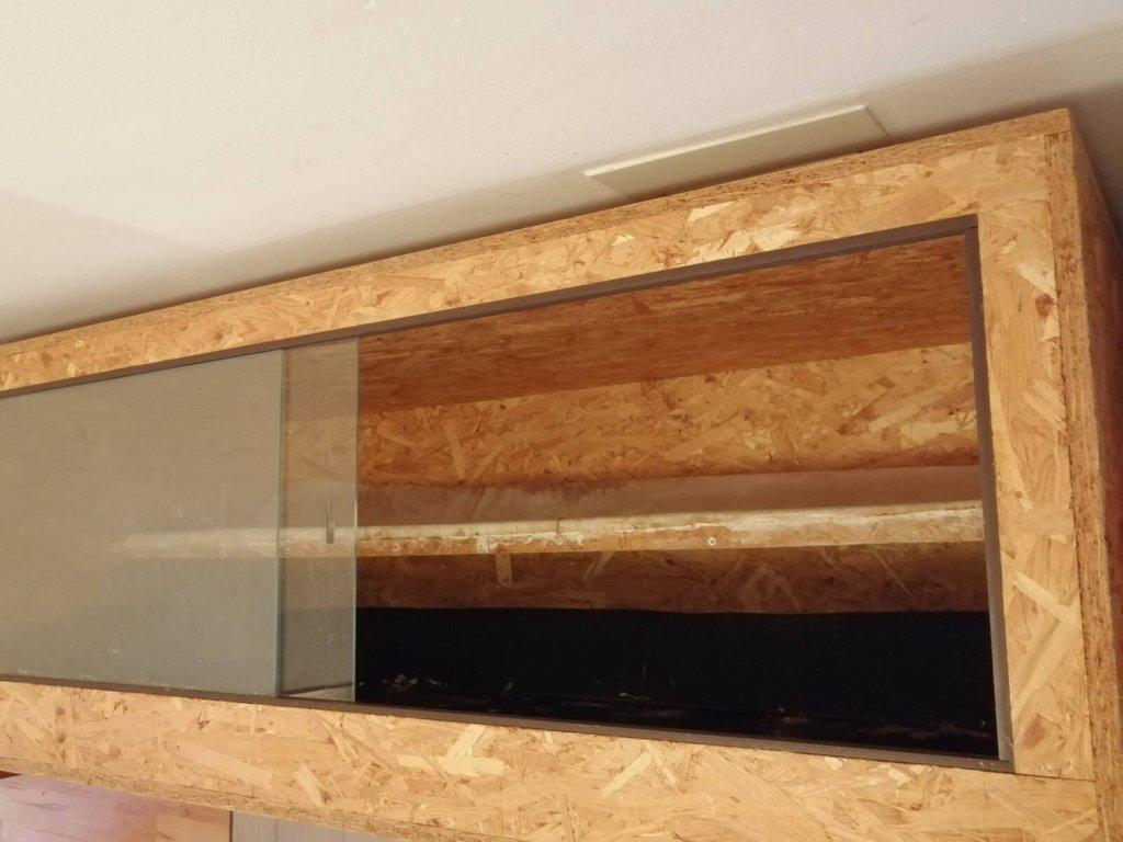 Terárium pro velké hady