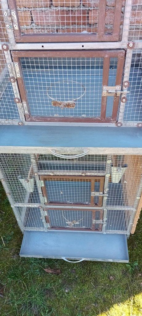 prodám klec pro drobné exotické ptactvo