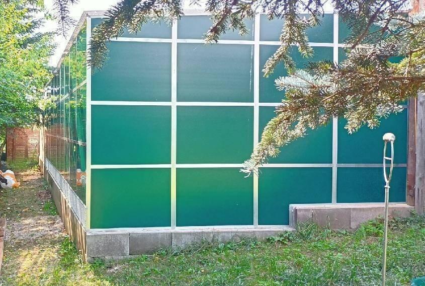 Výroba voliér, klecí, chovatelských zařízení s PUR panelů dle přání zákazníka