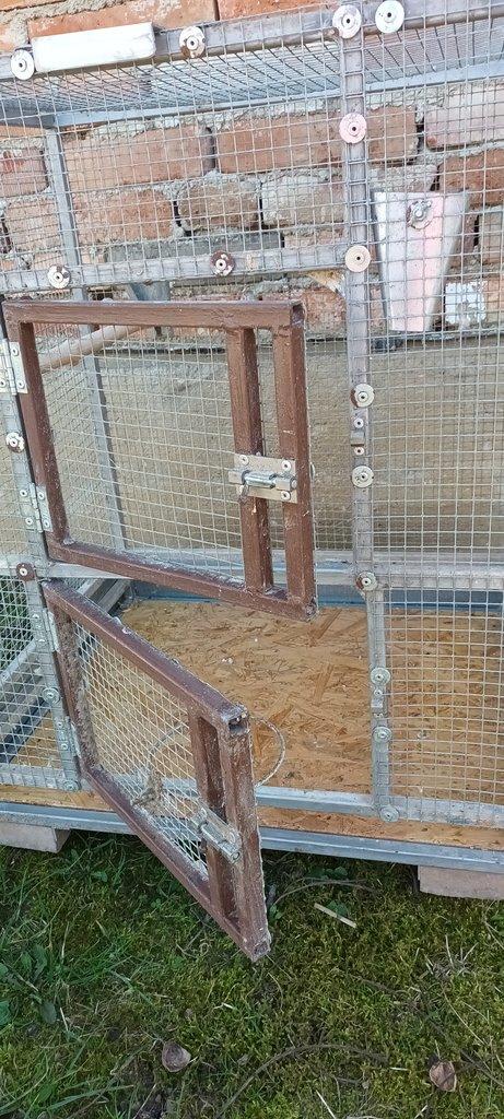 prodám klec pro drobné exotické ptactvo