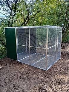 Výroba klecí, voliér, sestavy boxů, plastové budky, krmné pulty, prodej materiálu a jiné