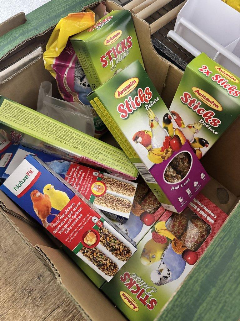 Prodám pár andulek + klec a vybavení