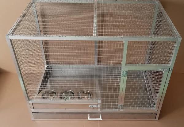 Nová hliníková klec