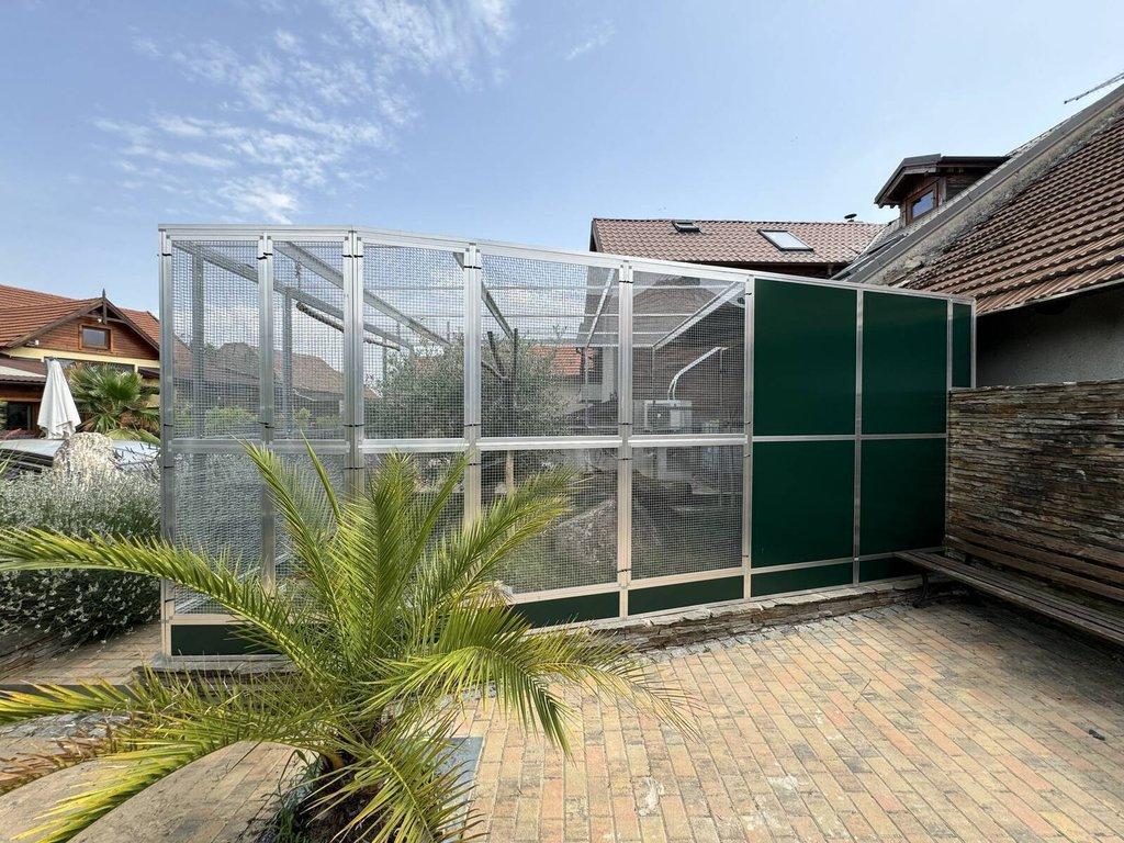 Zakázková výroba klecí a voliér různých rozměrů