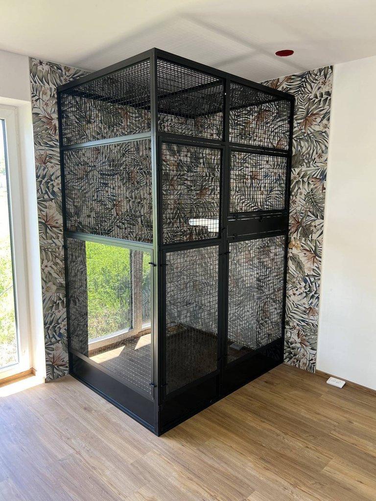 Zakázková výroba klecí a voliér různých rozměrů