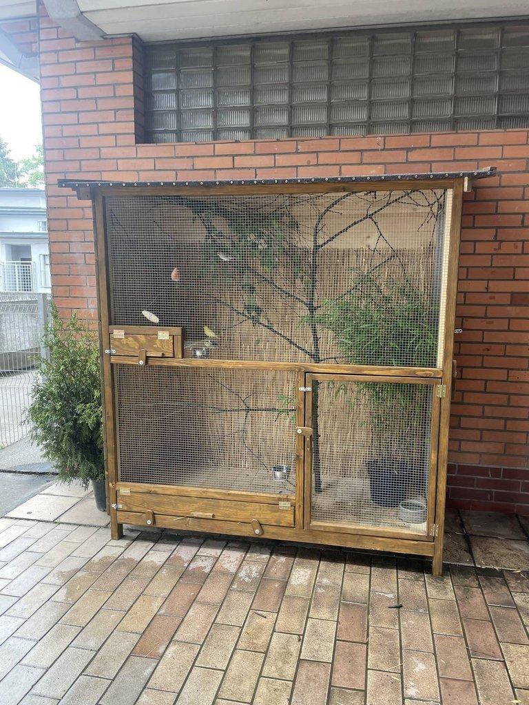 Voliéra pro okrasné ptactvo