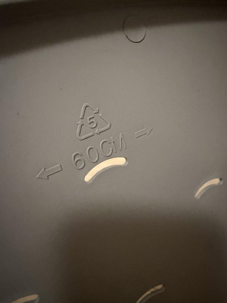 Plastovy pelech / pelisek