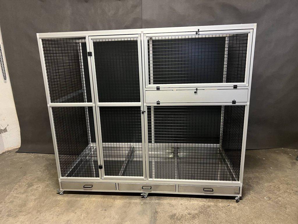 Zakázková výroba klecí a voliér různých rozměrů